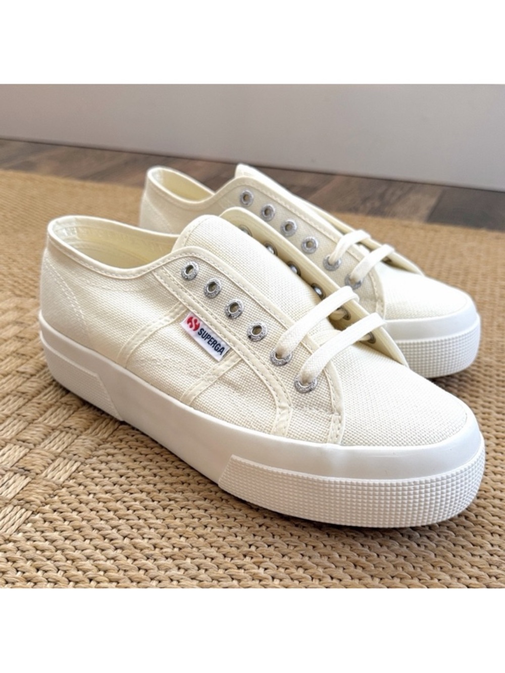 Superga Women's 2790 Beige-Natural Canvas Platform Sneaker—7.5 - Picture 10 of 13